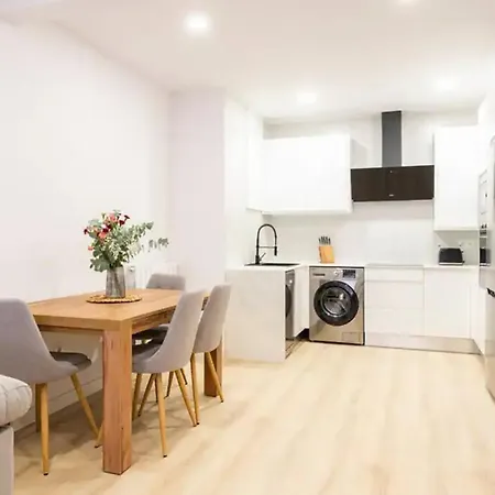 Nuevo En El Centro Carlos Iii Santander